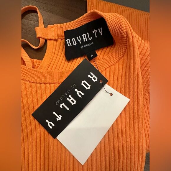 ROYALTY By MALUMA Orange Ribbed Flare Long Sleeves Lace-Up Back Top Small - Picture 8 of 11